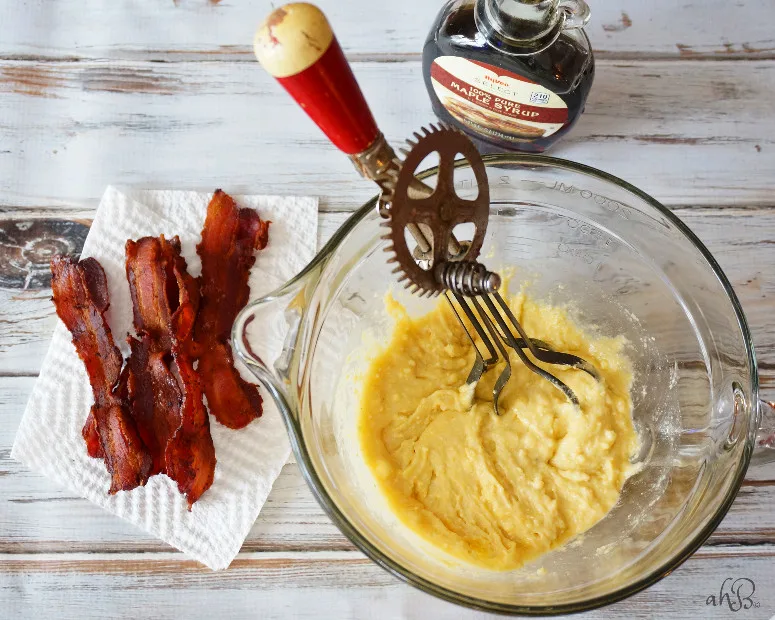 Maple Bacon Cornbread. Sweet and savory maple bacon cornbread, a simple twist on cornbread mix that takes 25 minutes.