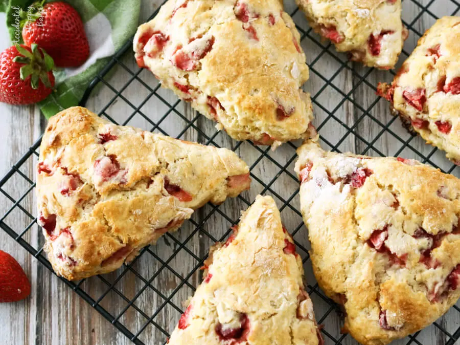 Strawberry Lemon Scones cooling on a wire rack. 