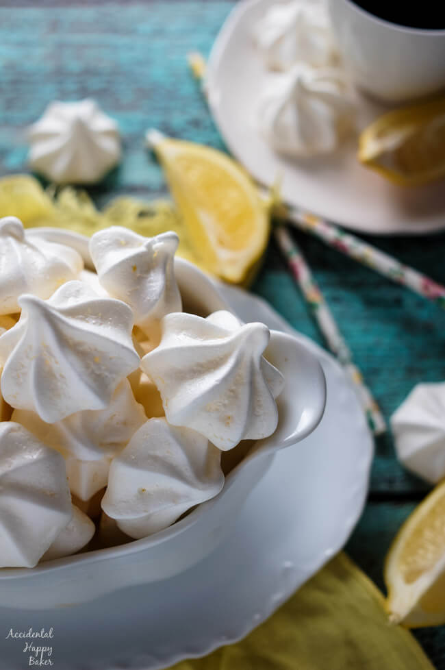 A bowl of lemon meringue kiss cookies.